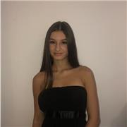 Diplomanda di un liceo linguistico propone ripetizioni di molte materie per scuole elementari e medie